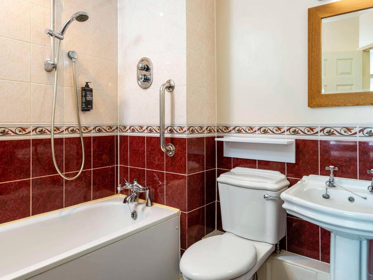Ibis Budget Bromsgrove Dış mekan fotoğraf